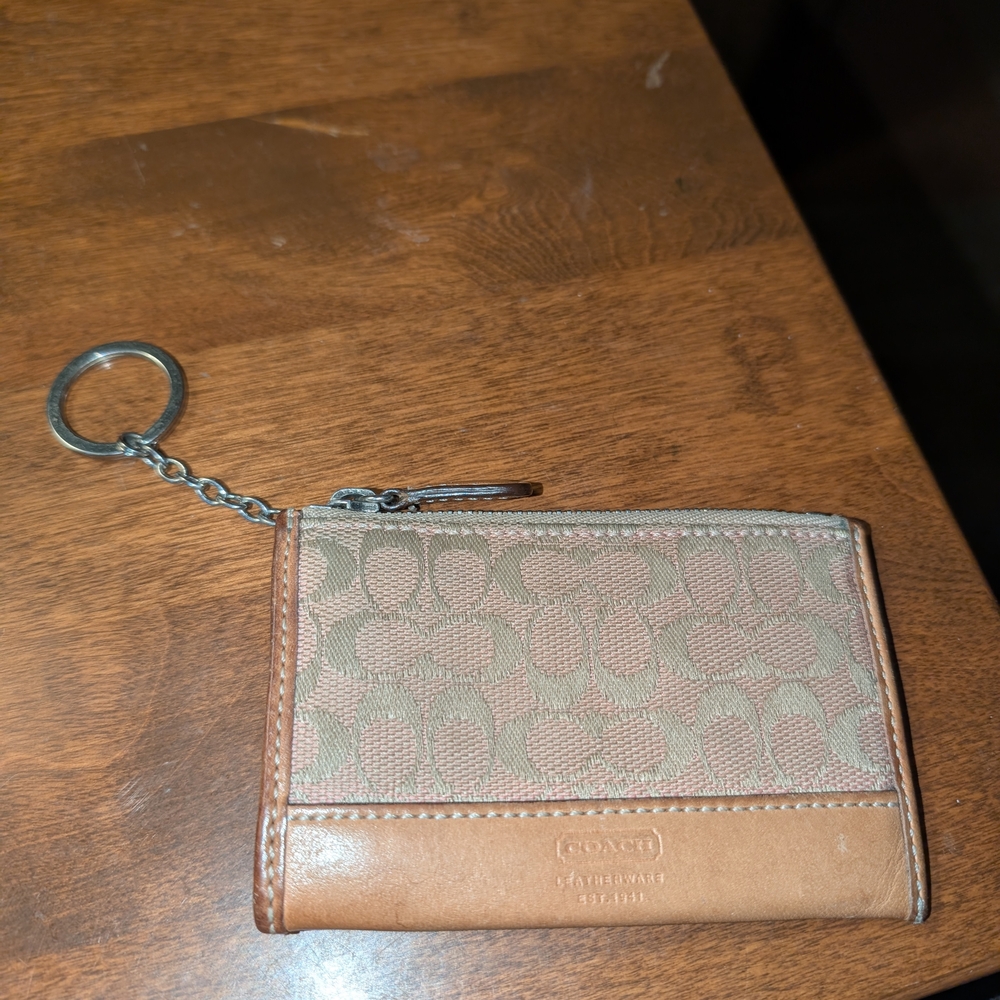 Vintage Coach Tan and Brown Wallet Credit Card Case
